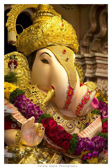 Famous Temple Dagruseth | Ganpati bappa, Dagdusheth ganpati, Ganesh ...