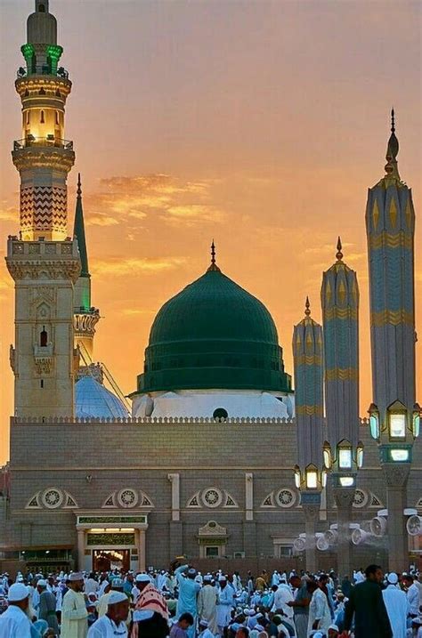 Gambar Masjid Nabawi Madinah : Masjid Nabawi Madinah | Gambar ...