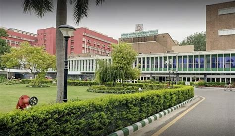 AIIMS Delhi Tops the list of Hospitals in India - Know How & Why ...