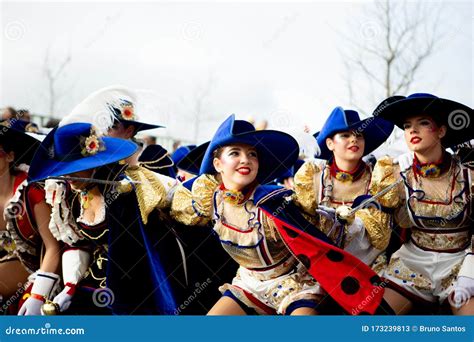 Carnaval De Ovar, Portugal. Desfile De Cor E Alegria Editorial Stock ...