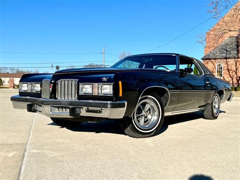 1977 Pontiac Grand Prix SJ | American Muscle CarZ