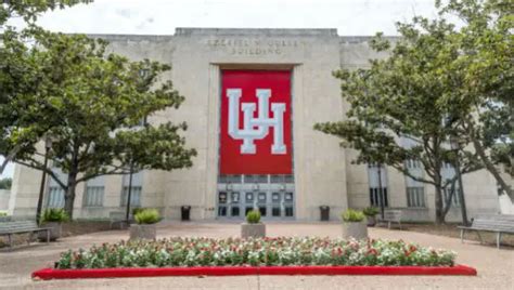 University of Houston Scholarships - 2022 HelpToStudy.com 2023