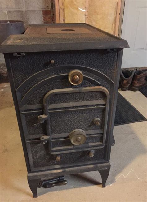 Consolidated Dutchwest Federal Airtight wood stove for Sale in Holland ...