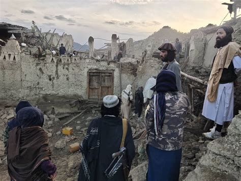 Afghan Quake Survivors Without Food and Shelter as Aid Trickles in