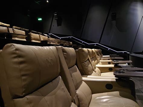 Recliner seats in Screen 1 at Odeon Luxe Broadway Plaza | Flickr