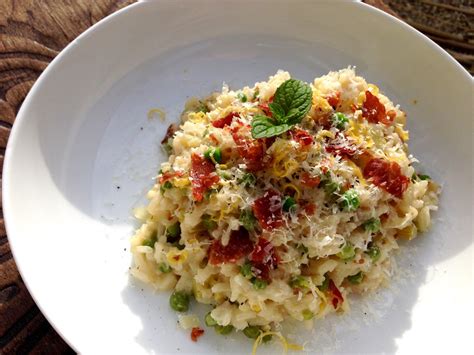 Springtime Risotto with Peas, Parma Ham & Pecorino | Beaut.ie