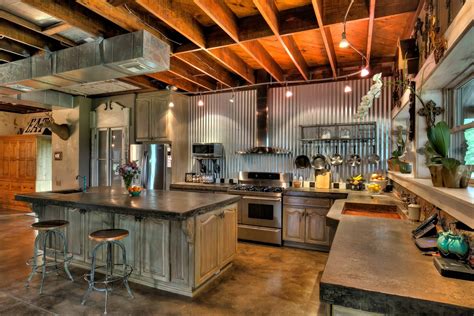 Ride Into Luxury With These Amazing Barndominiums For Equestrians ...