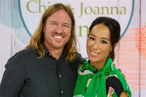 'Magnolia Table': Chip and Joanna Gaines Make Their Signature Burger