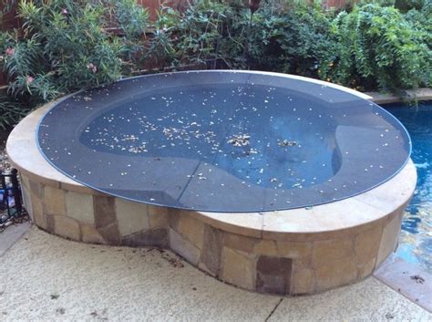 20+ Round Outdoor Hot Tubs – The Urban Decor