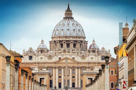 St. Peter's Basilica in Rome - Visit the Seat of the Roman Catholic ...