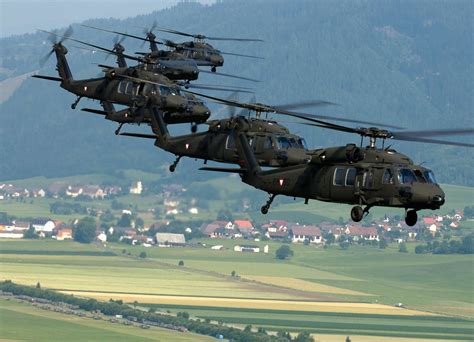 Fotos von Hubschrauber Sikorsky UH-60 Black Hawk Luftfahrt