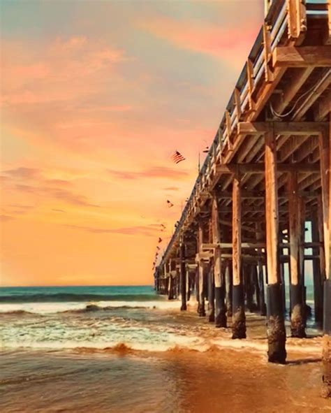 Sunset over Ventura Beach Pier | Ventura beach, Beach, Photo