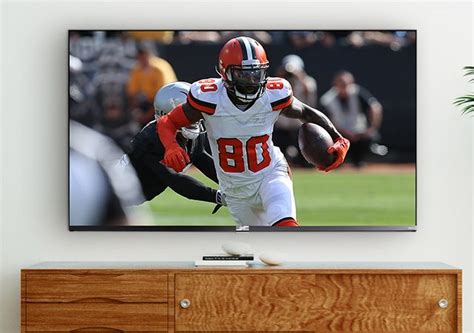 Ask Bruce: How Can I Watch Football in 4K HDR? | TCL USA