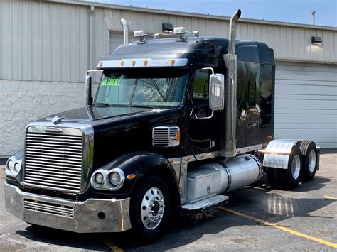 Used 2014 FREIGHTLINER CORONADO 132 SLEEPER Truck Tractor For Sale ...