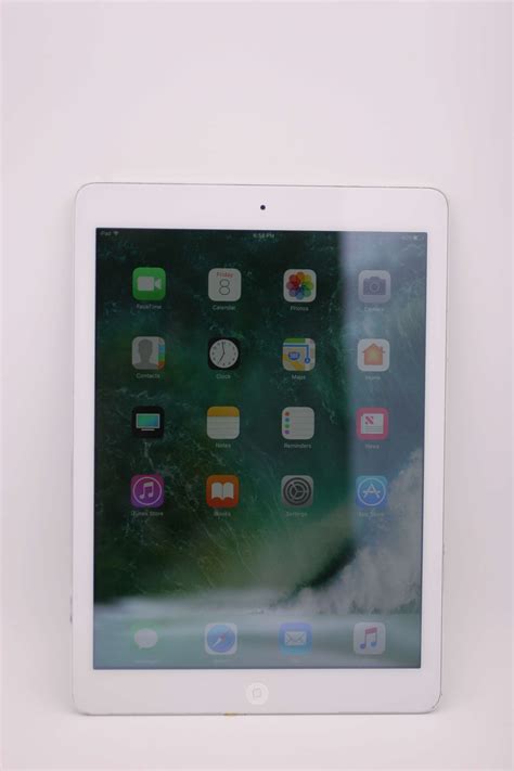 Apple IPad Air 1st Gen. WiFi 32GB Silver MD789LL/A iOS 10.3.3 ...