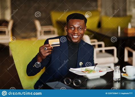 Fashionable African American Man in Suit Stock Image - Image of business, casual: 229733641