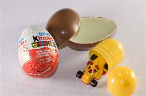 US Customs saves woman from chocolate egg | Da Mook