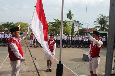 SMART ENGLISH EDUCATION : INDEPENDENCE DAY FLAG CEREMONY