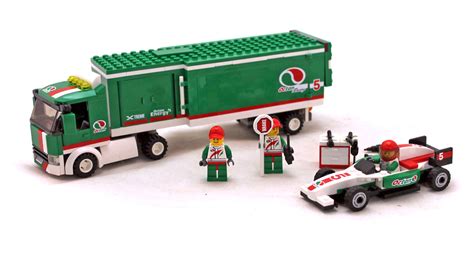 Grand Prix Truck - LEGO set #60025-1 (Building Sets > City)