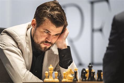 Magnus Carlsen's attacking style - Chess.com