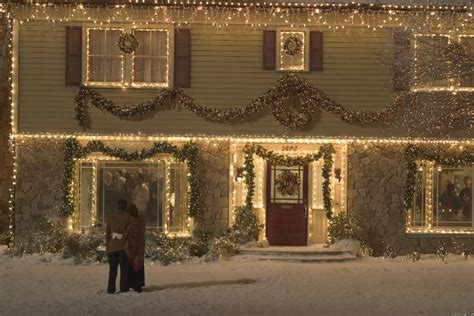 Tour the “Home Alone” Christmas Movie House