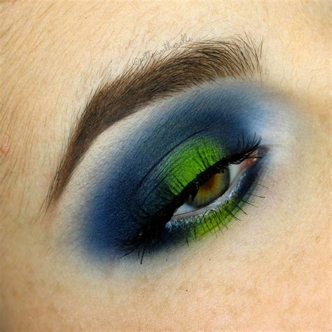 PittPantherMUA: Tutorial: Seattle Seahawks Inspired Look for Superbowl XLIX