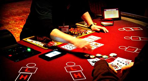 Pai Gow Poker | Learn how to play - The Ultimate Guide