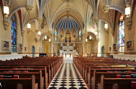 File:Interior of St Andrew's Catholic Church in Roanoke, Virginia.jpg ...