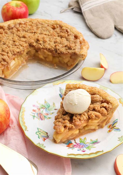 Apple Crumble Pie - Preppy Kitchen