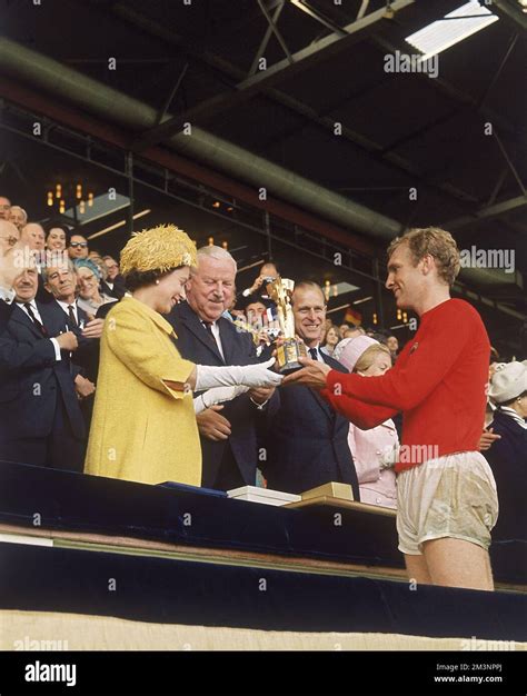 World Cup Final 1966. Queen Elizabeth II presenting the World Cup ...