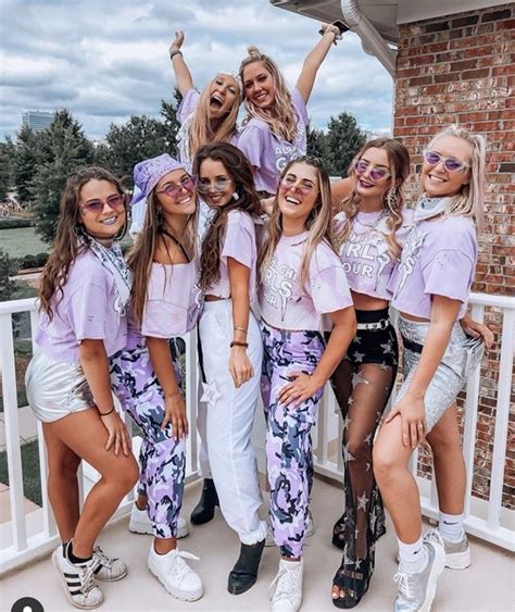 Pin by 𝚣𝚘𝚎 on Sorority | Spirit week outfits, Costumes for teens ...