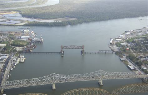 Morgan City Southern Pacific Railroad Lift Bridge in Morgan City, LA ...