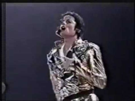 Michael Jackson "crip walking"/"James Browning" during 1997 World ...