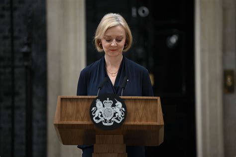 UK prime minister Liz Truss resigns after 44 days in office - Business ...