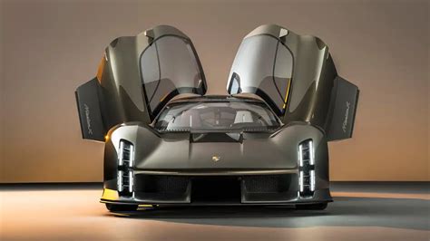 Porsche Mission X electric hypercar concept revealed, showroom version ...