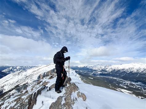 Winter hiking really changed my mood during this cold season ...