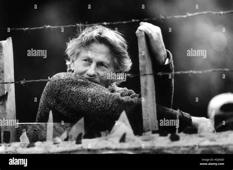 THE PIANIST, (aka LE PIANISTE), Director Roman Polanski on the set ...