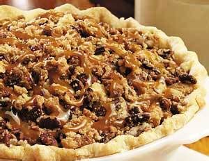 Caramel Pecan apple pie