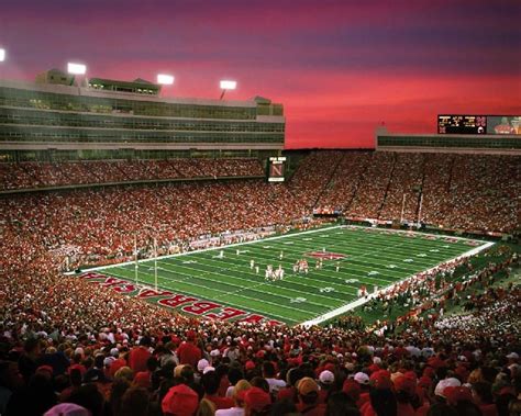 Memorial Stadium, Lincoln, NE (Huskers) | Nebraska cornhuskers, Husker ...