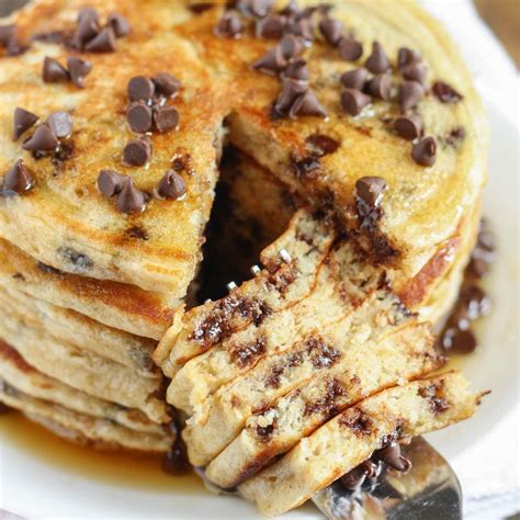 Chocolate Chip Pancake Recipe | Besto Blog