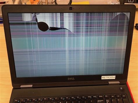 Dell Laptop Screen in Hyderabad | Dell Inspiron Screen Broken Damage