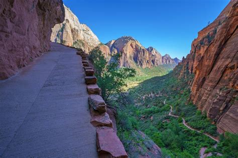 10 Best Hiking Trails in Zion National Park - Hike up Your Backpack and ...