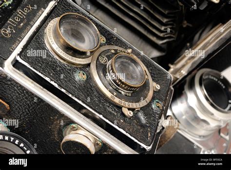 Collection of old cameras Stock Photo - Alamy