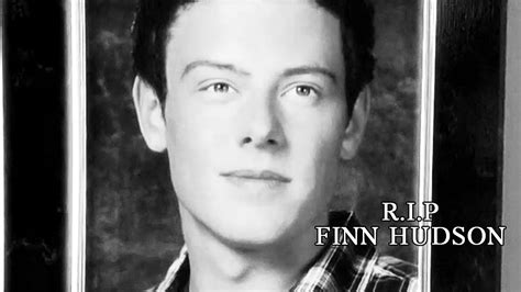 R.I.P Finn Hudson | The Quarterback [5x03] - YouTube