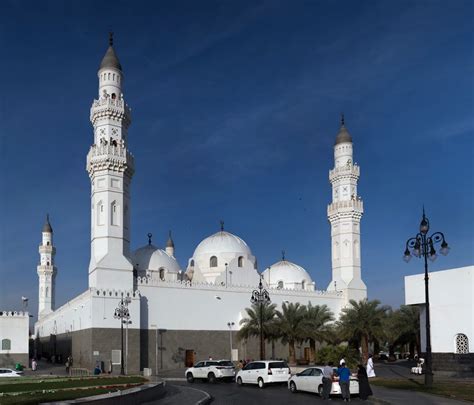 The Oldest Mosque in the World - iBloogi