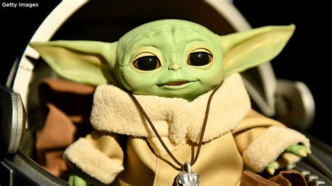 Baby Yoda toys: Sneak peek at animatronic toy, Build-A-Bear plush ...