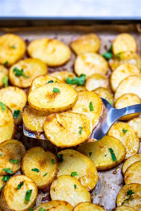 Baked Potato Slices • Dishing Delish