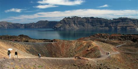 The Santorini Volcano | Dandelion Travel Santorini