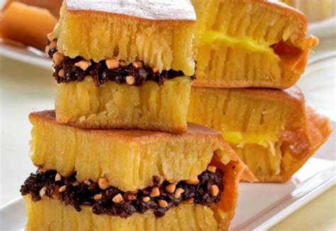 Resep Martabak Manis Bangka Asli dan Enak - ANEKAmasakan