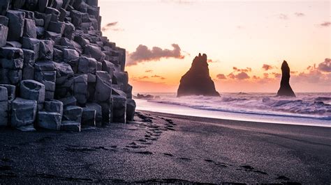 Reynisfjara Black Sand Beach